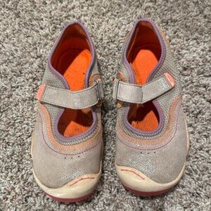 Plae Girls Sz 13.5 Shoes | Mary Jane | Emme Silver/Pink
